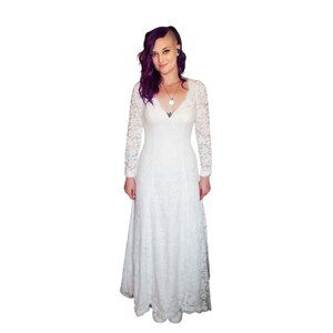 David's Bridal -Scalloped Lace Long Sleeve Open Back Wedding Dress-WG3987 - SZ 8